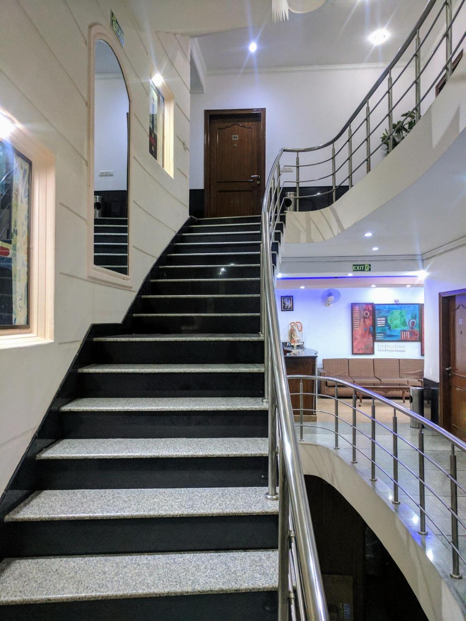 Hotel Exotica Leisure Valley, Gurgaon Eksteriør billede