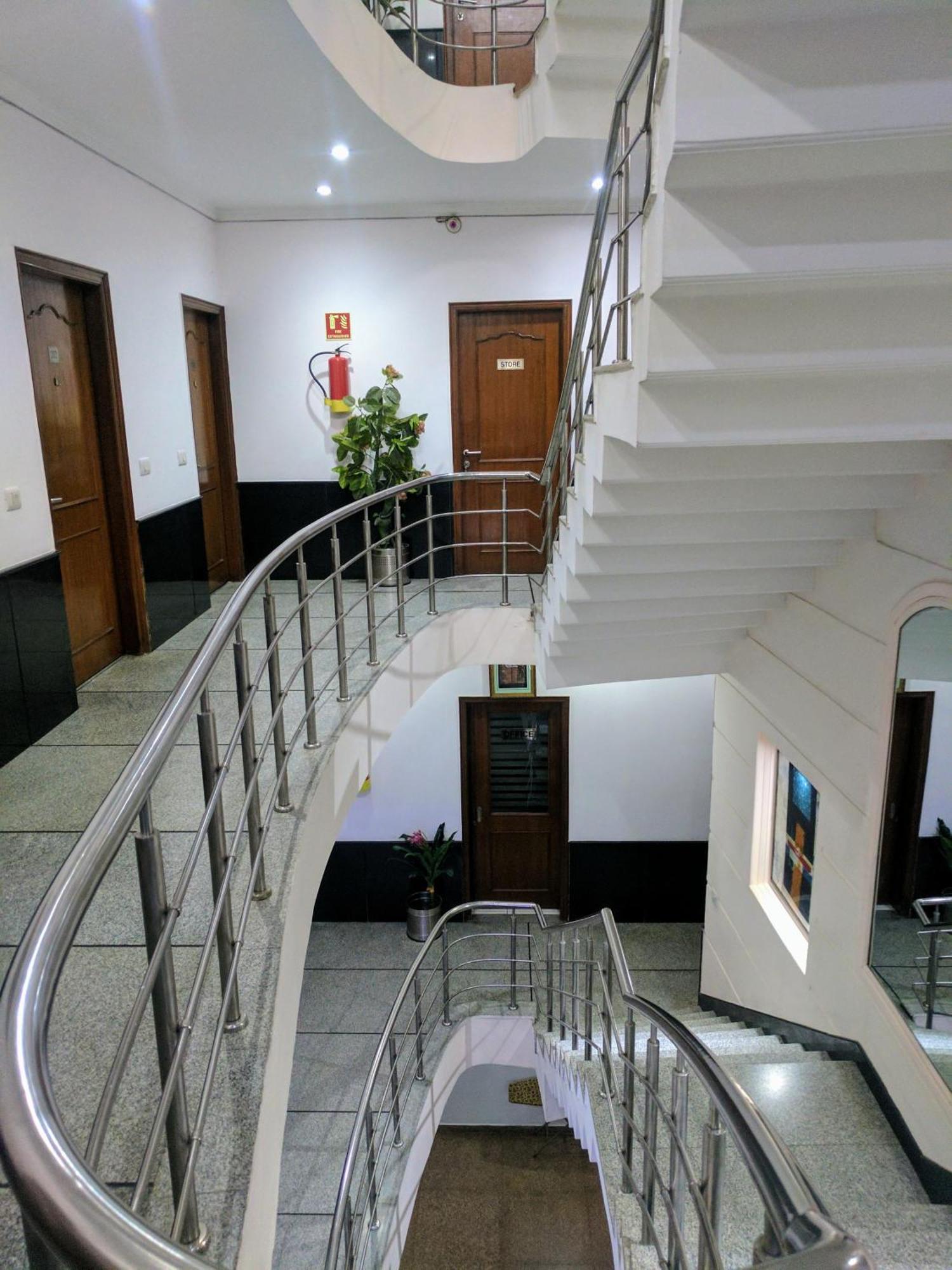 Hotel Exotica Leisure Valley, Gurgaon Eksteriør billede